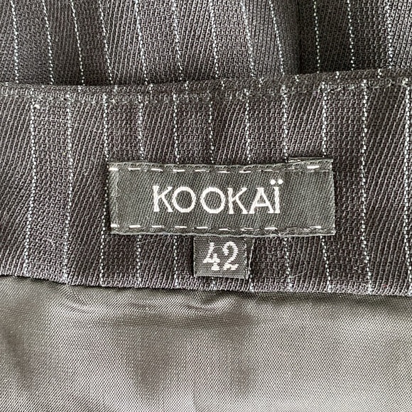 Kookai midnight navy pin striped skirt. - Picture 4 of 4
